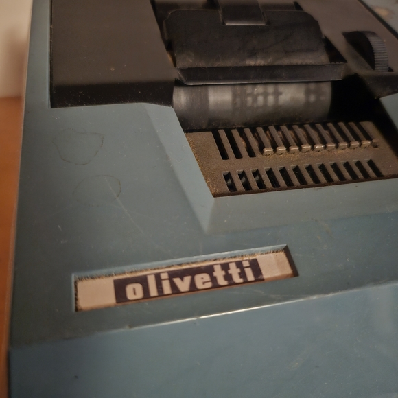 (SOLD) Vintage 1970s Olivetti Summa Quanta 20 - 7/8 T Adding Machine - Picture 5 of 10